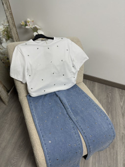 CAMISETA TACHUELAS
