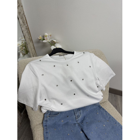 CAMISETA TACHUELAS