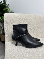 BOTINES