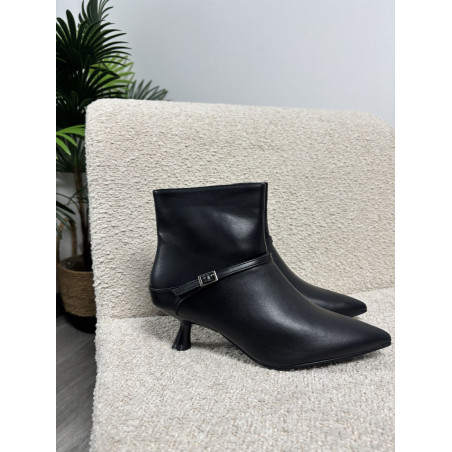 BOTINES