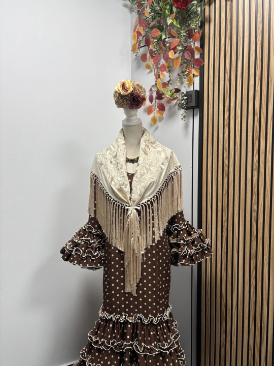 MANTÓN HUELVA BEYGE