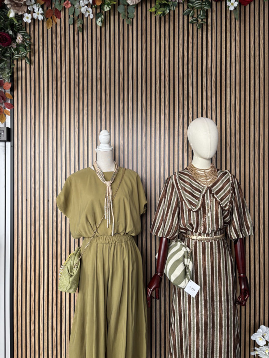 CONJUNTO DE FALDA RAYAS