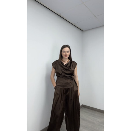 CONJUNTO MARRÓN