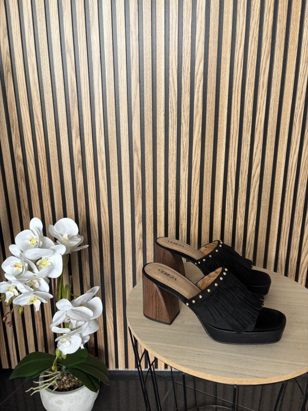 SANDALIAS NEGRAS