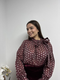 BLUSA LUNARES LAZADA BURDEOS